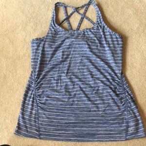 Gap Fit maternity workout top
